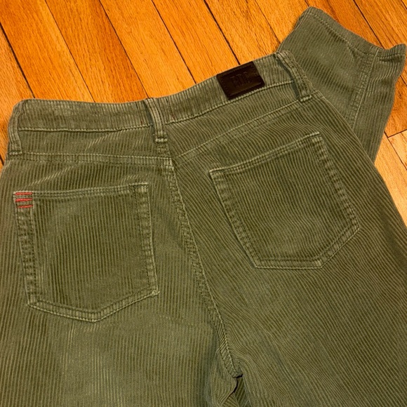BDG Pants - BDG Corduroy Women’s Olive Green High-Rise Pants 24